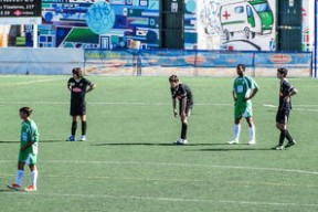 华体会平台娱乐-五大联赛比赛场地草皮质量是否干扰技战术发挥，五大联赛草坪