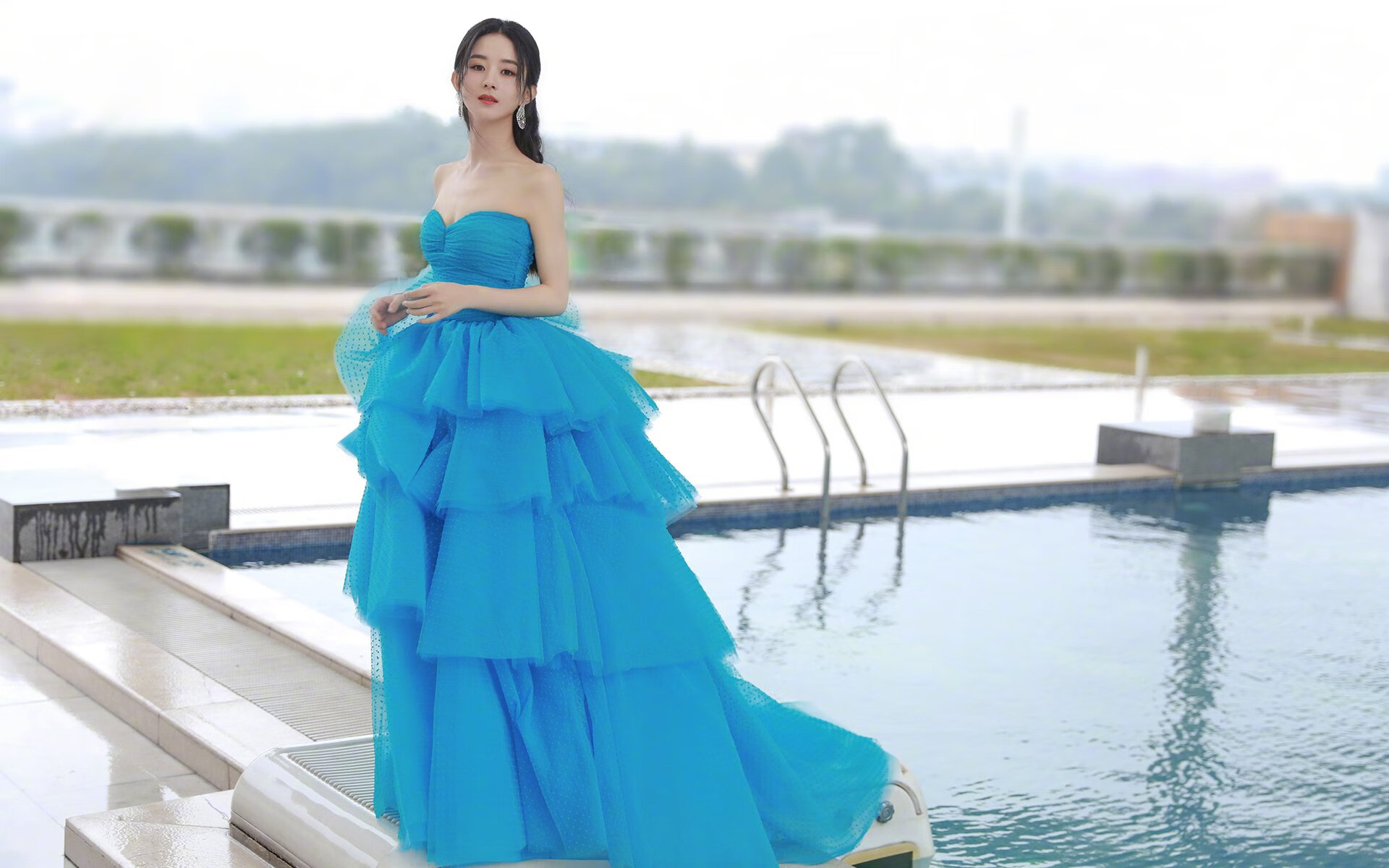 波兰队赛制解析:如何通过精准的战术调整赢得关键比赛,波兰队阵型