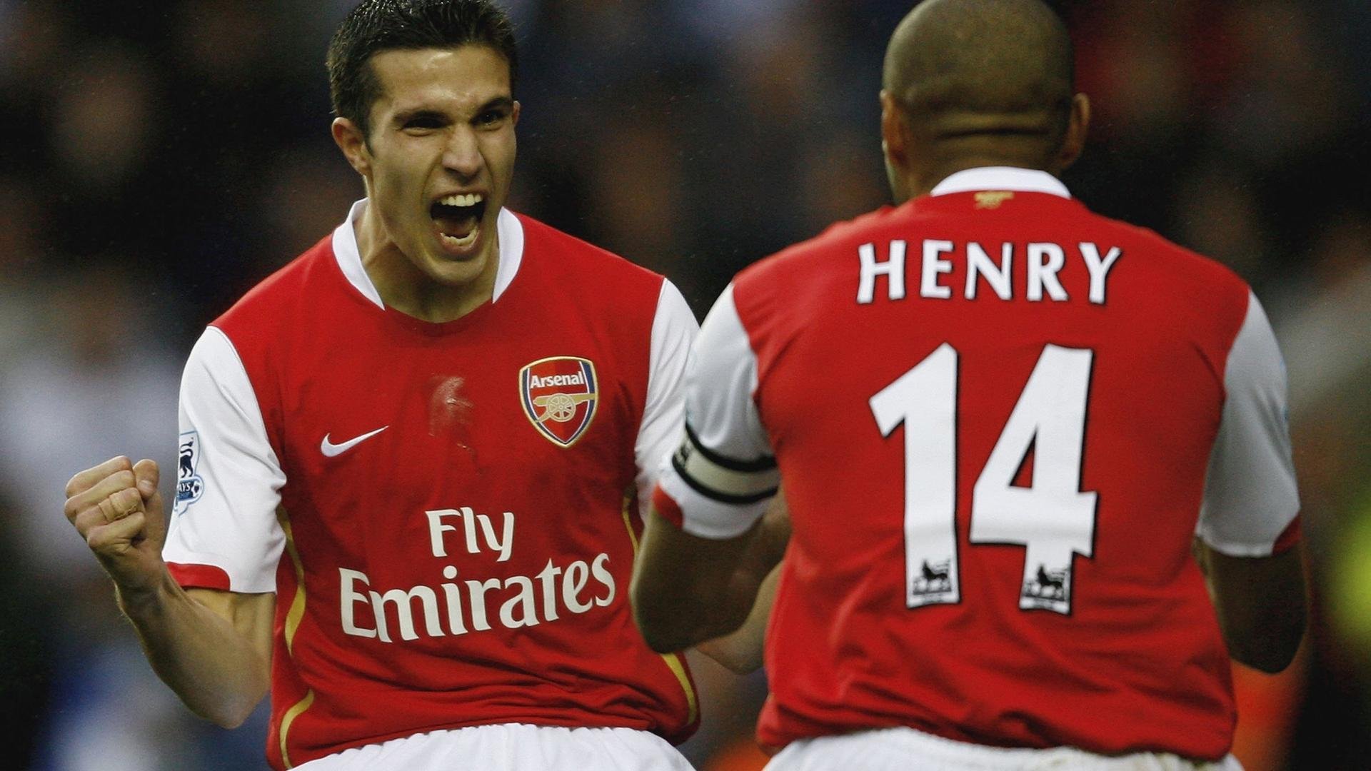 德甲激情碰撞:攻守转换精彩纷呈!,德甲官方解说