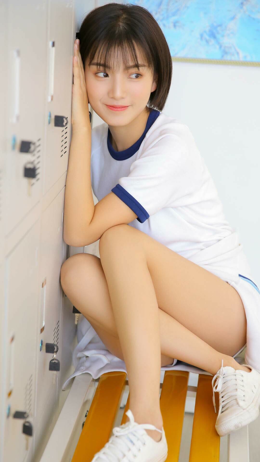 法国队冲线瞬间点燃全场气氛,法国队比赛视频